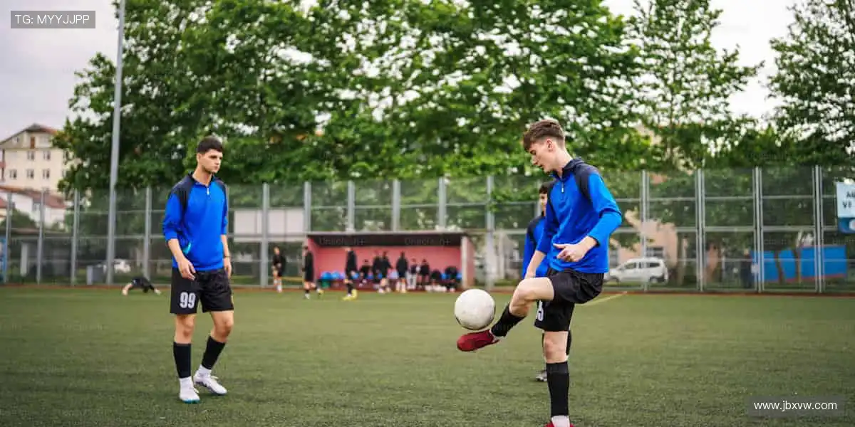 🏆 从看台到赛场，你的每一步都是传奇！🏃♂️